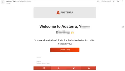 Adsterra Review: Hoeveel kan jy van hul advertensies maak? : Adsterra outomatiese en direkte rekening goedkeuring by registrasie